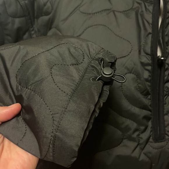 Layers brand, quick dry, black, quarter zip, kangaroo pocket jacket, large, new - Picture 4 of 12